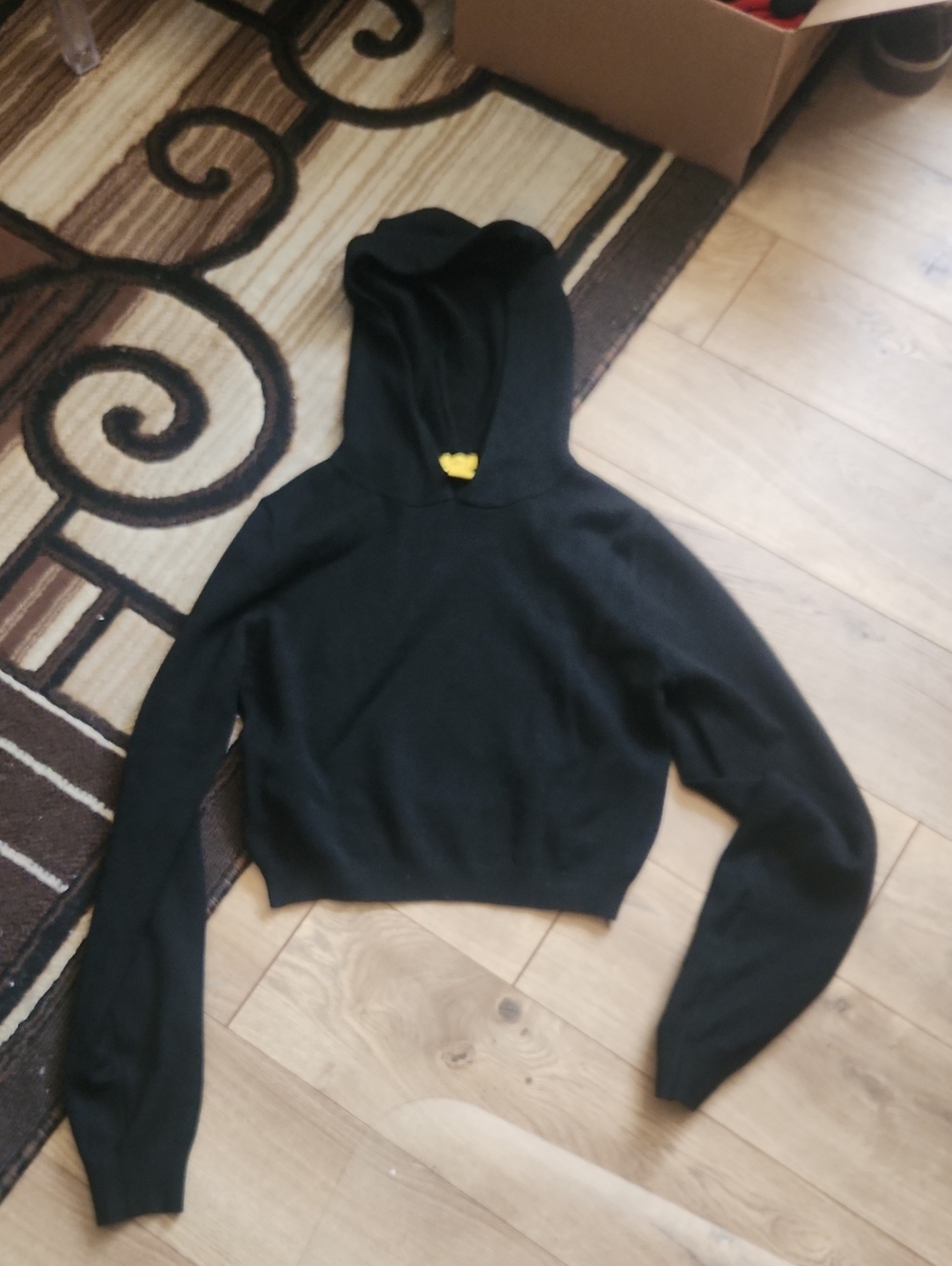 Black Cropped Hoodie - Cozy Knit Pullover